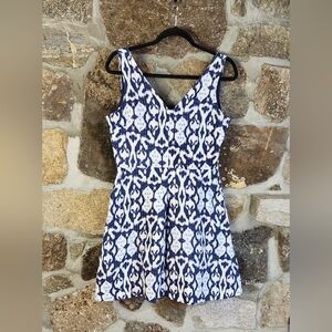 100% Linen Gap Dress Womens 6 Blue White Linen Sleeveless V Neck Side Zip Lined